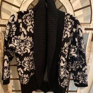 Beautiful soft cozy floral sweater